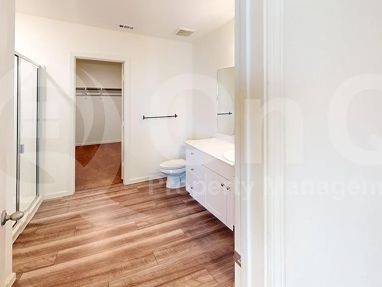708 Bois D Arc Ln — Photo 16