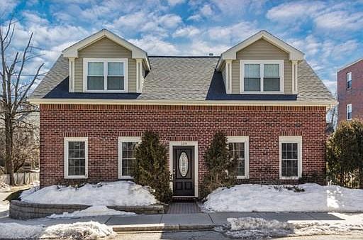 1st image of 109 Spring St