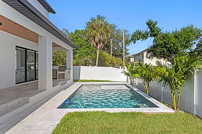 3202 W La Salle St — Photo 11