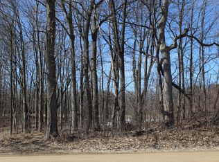 2 E Hughes Rd, Howell, MI 48843