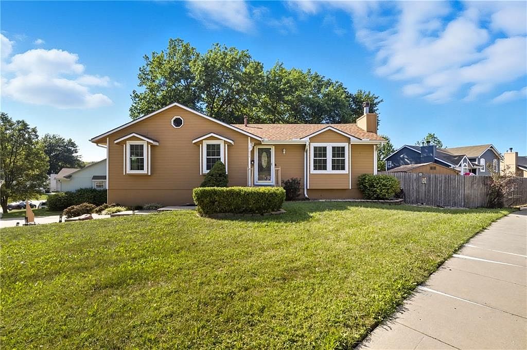 7634 NE 56th St, Kansas City, MO 64119 | Zillow