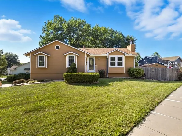 7634 NE 56th St, Kansas City, MO 64119