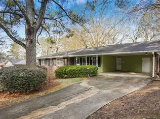 2476 Woodside Way, Atlanta, GA 30341