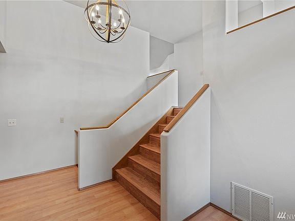 3rd image of 12512 NE 163rd St