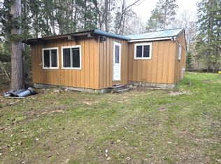 N6740 S 2nd St, Crivitz, WI 54114