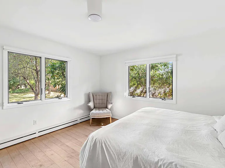109 Adams Dr — Photo 8