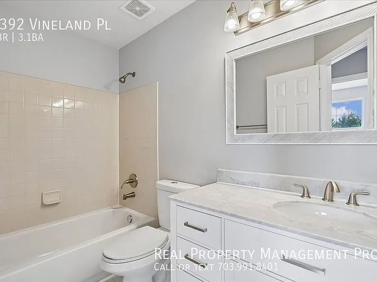 3392 Vineland Pl — Photo 12