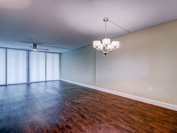 2nd image of 1480 Ocean Dr APT 1E