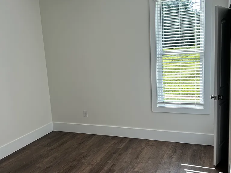 289 Zion Church Rd #B — Photo 13