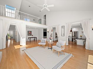 11701 Vista Dr, Minnetonka, MN 55343