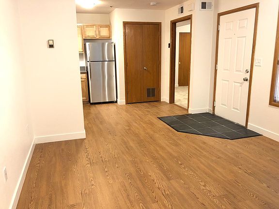 4th image of 3055-3061 29th St #205