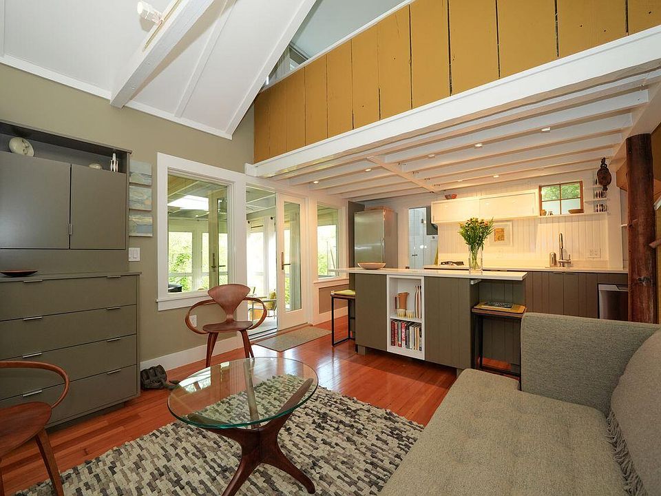 1st image of 262 Bradford Street #U2
