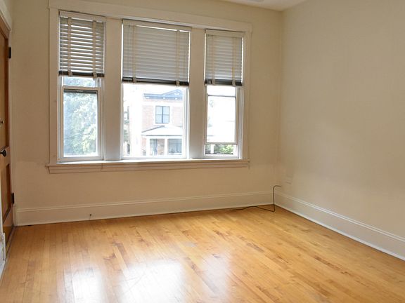 2nd image of 4521 N Claremont Ave #2F