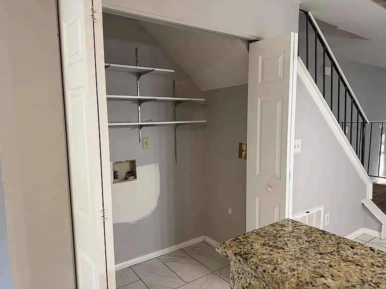 6650 Ramsgate Way #1 — Photo 3