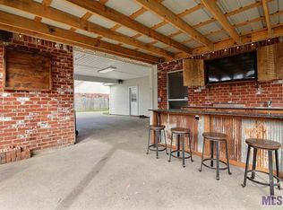 9188 Gary St, Denham Springs, LA 70726