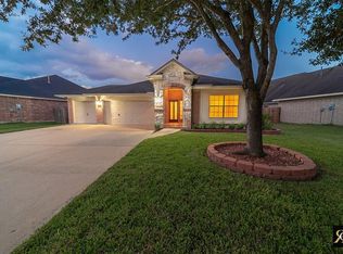 7206 Broadelm Dr, Houston, TX 77095