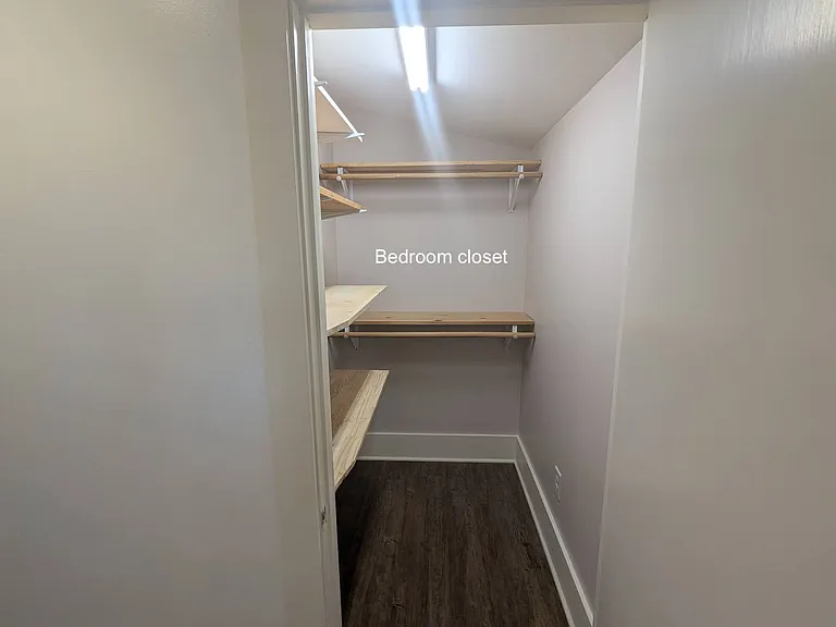 209 S Greenwood St — Photo 19