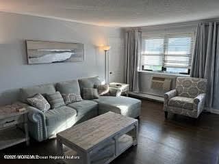 4th image of 88 Wharfside Dr