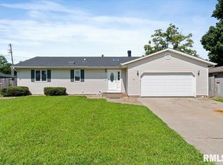 1906 E 5th St, Coal Valley, IL