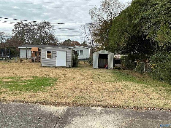 5th image of 104 French Way