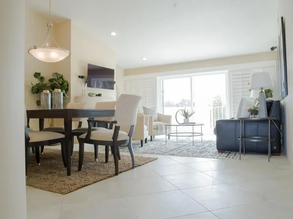 529 Desert Falls Dr N, Palm Desert, CA 92211