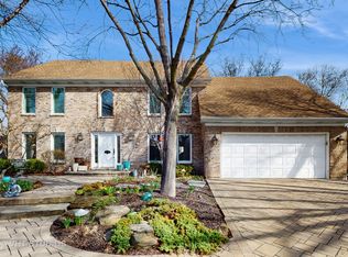 227 Arlington Ave, Naperville, IL 60565