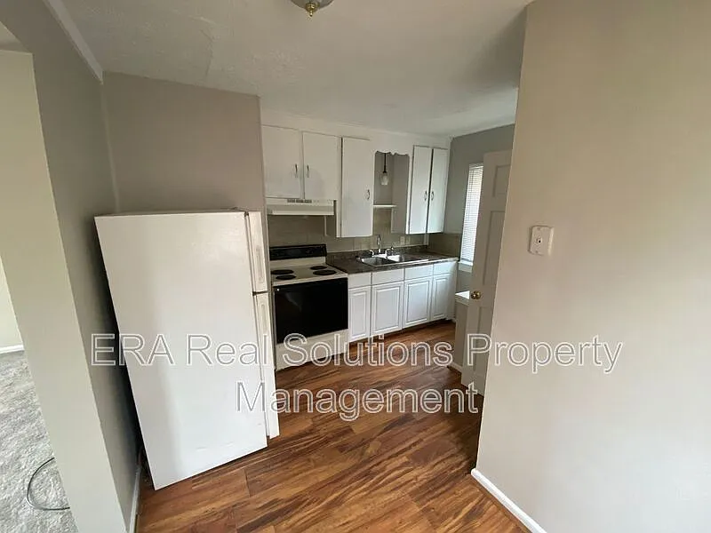 2 bed, 1.0 bath, 672 sqft, $975 — Photo 4