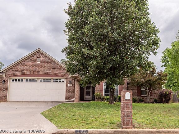 5th image of 169 Pecan Ln