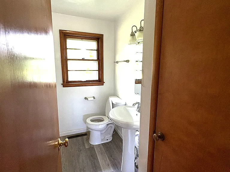 Full Bath with window.