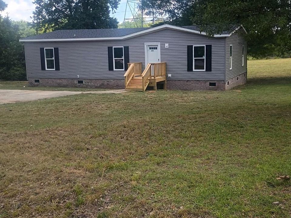 1st image of 211 Woodland Cir