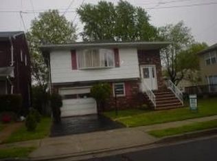 812 Middlesex St, Linden, NJ 07036