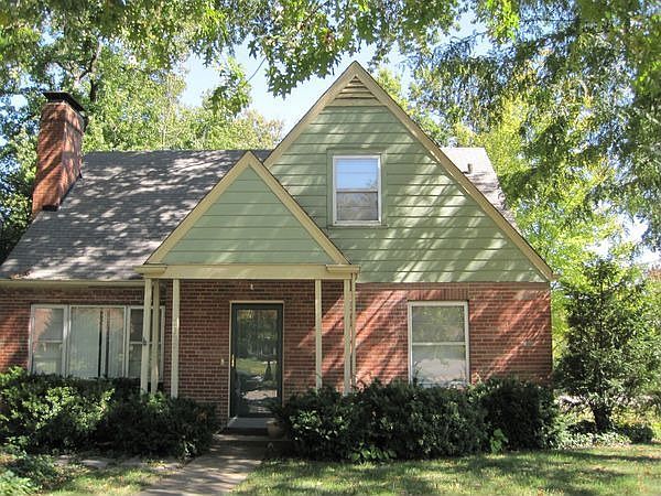 1st image of 2350 Parkridge Ave
