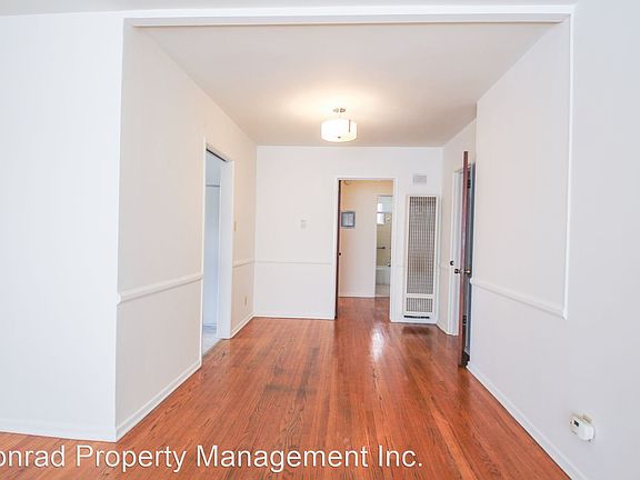 5th image of 1033 S Holt Ave #3