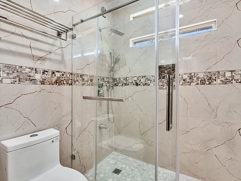 1805 N 51st St #307 — Photo 19