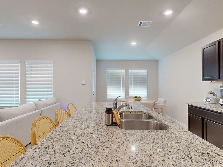 1212 Rolling Thunder Dr — Photo 16