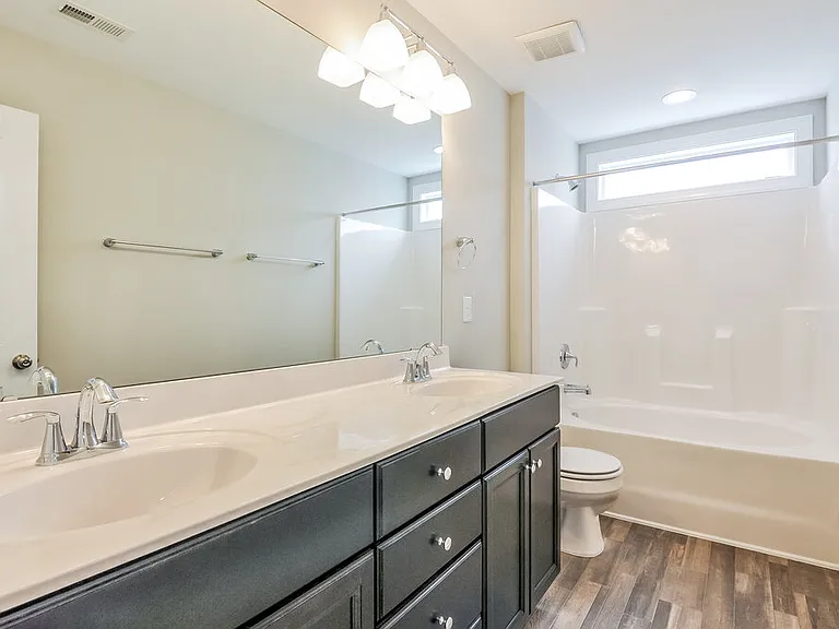 24 W Falcon St — Photo 12