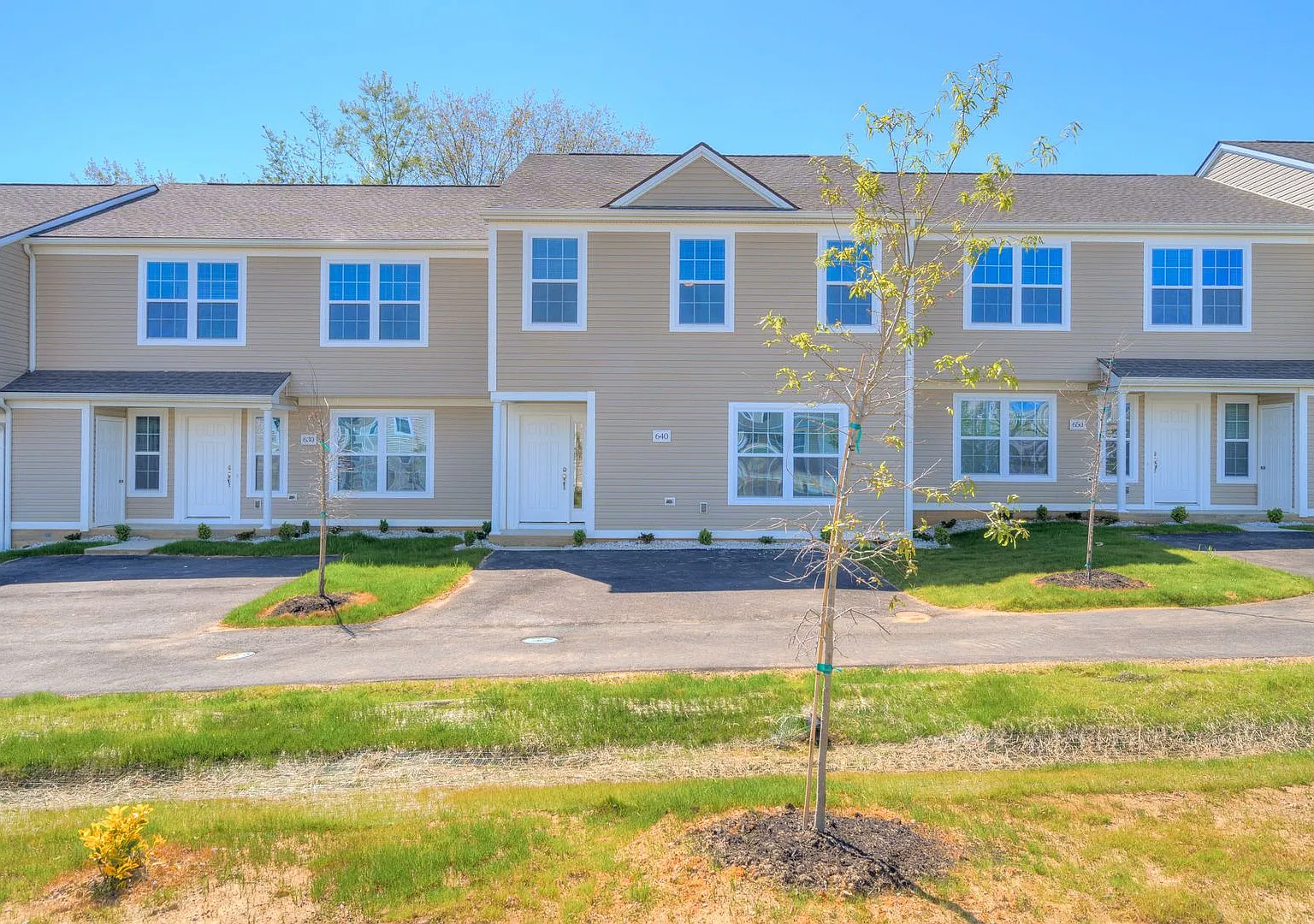 130 Twig Street | 3 bed 3.5 bath Townhouse — Photo 1