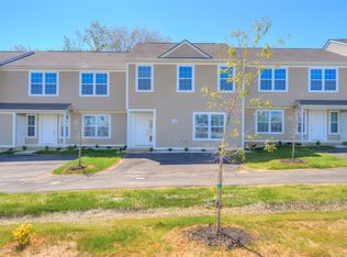 345 Twig St NW, Christiansburg, VA 24073