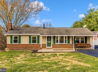 11378 Canary Dr, Ijamsville, MD 21754