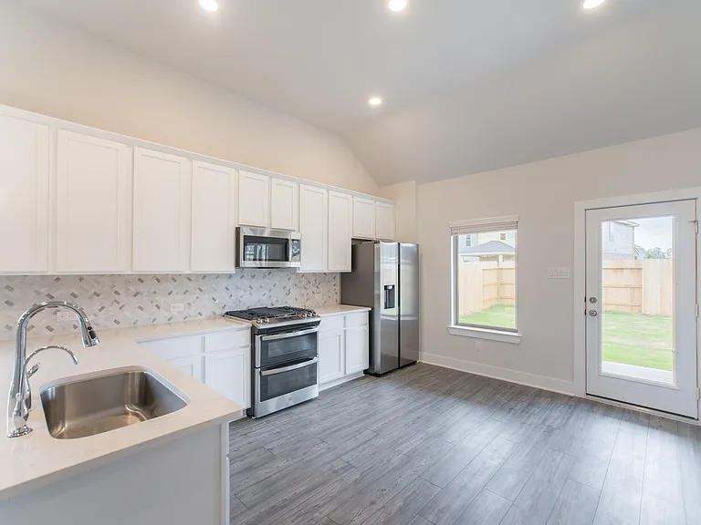 10539 Preserve Way — Photo 10