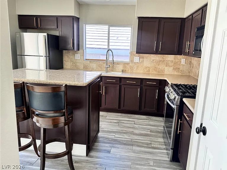 5396 Golden Barrel Ave — Photo 14