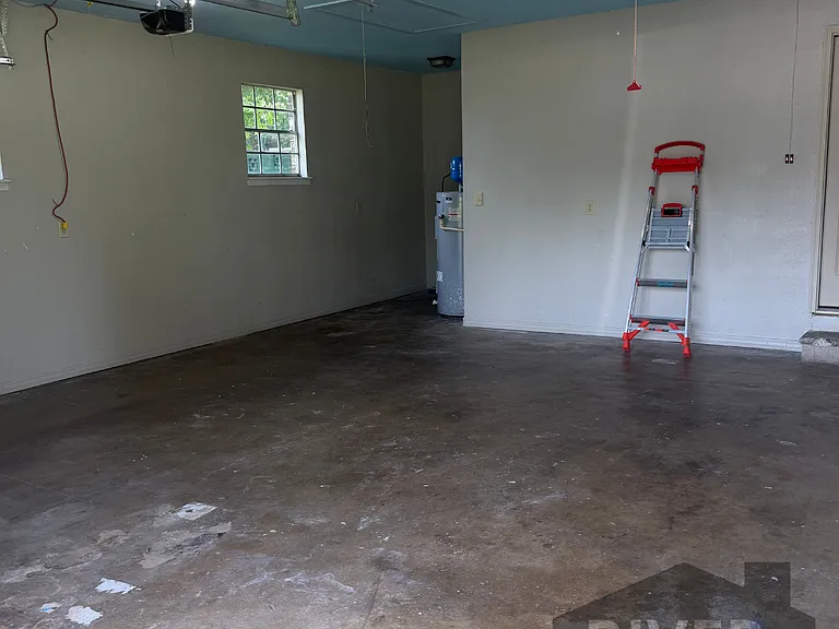 1607 Harding Ave — Photo 15