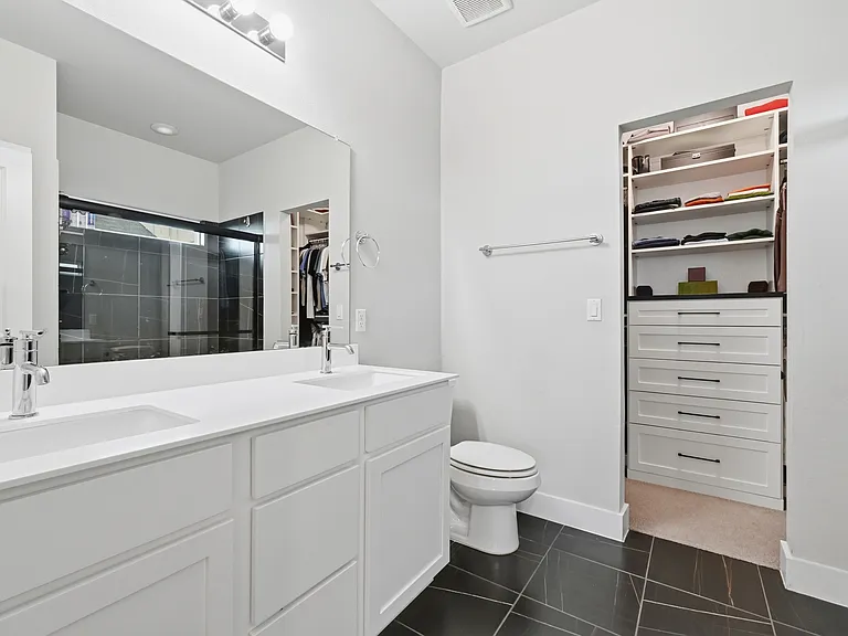 10121 Forest Grove Dr — Photo 13