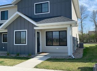 602 15th St S, Brookings, SD 57006