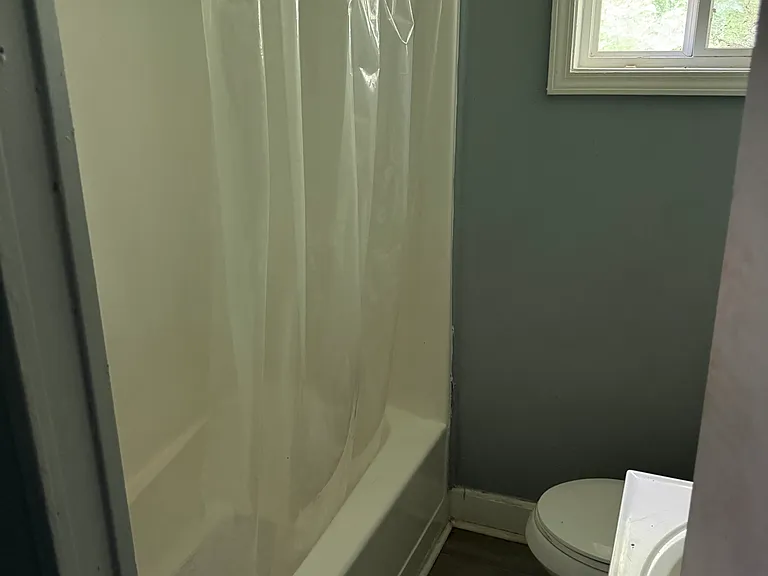 315 Reservoir St NE #4 — Photo 5