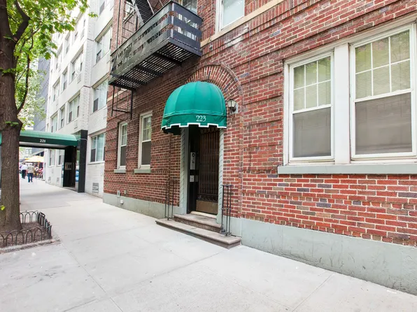 223 East 50th Street