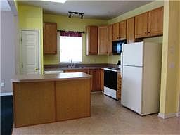 4th image of 682 Huffine Manor Cir