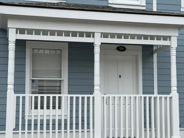 539 E Huntingdon St, Savannah, GA 31401