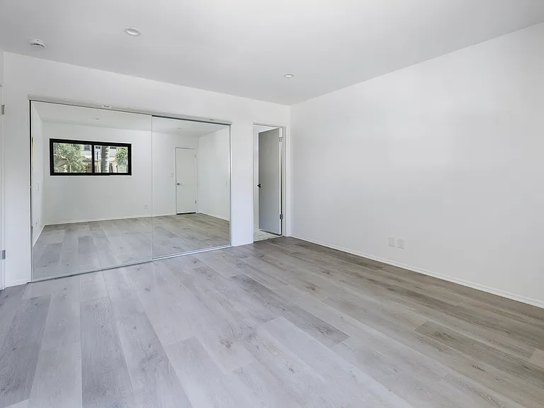 121 Burton Cir #2 — Photo 13