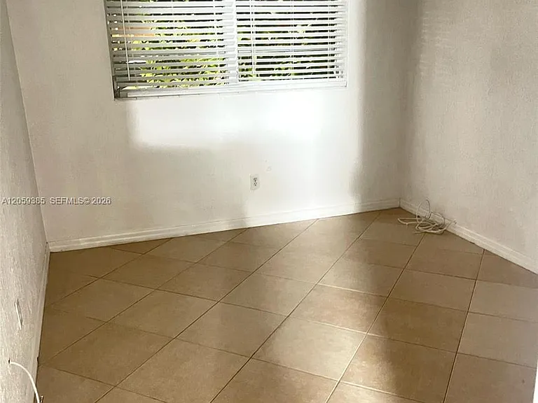 7410 SW 82nd St #K312 — Photo 10